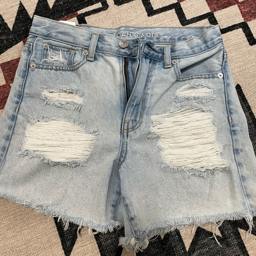 AEO mom shorts